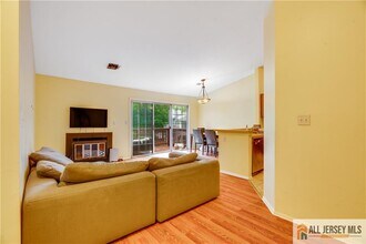 3113 Cypress Ct in Monmouth Junction, NJ - Building Photo - Building Photo