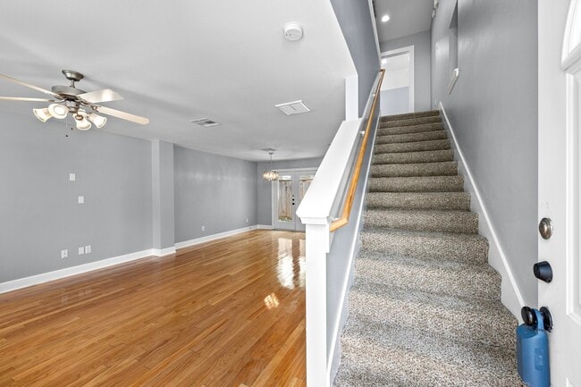 property at 5951 S Loop E