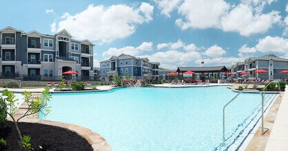 Parallax @ Georgetown Apartments in Georgetown, TX - Foto de edificio - Building Photo
