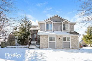 409 Sandra Ln, Unit 0619 in Belton, MO - Building Photo