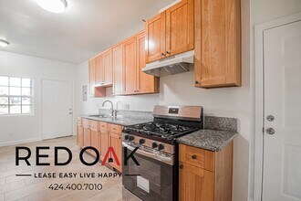 731 W 46th St in Los Angeles, CA - Building Photo - Building Photo