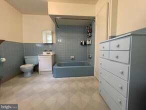 790 S Front St in Philadelphia, PA - Foto de edificio - Building Photo