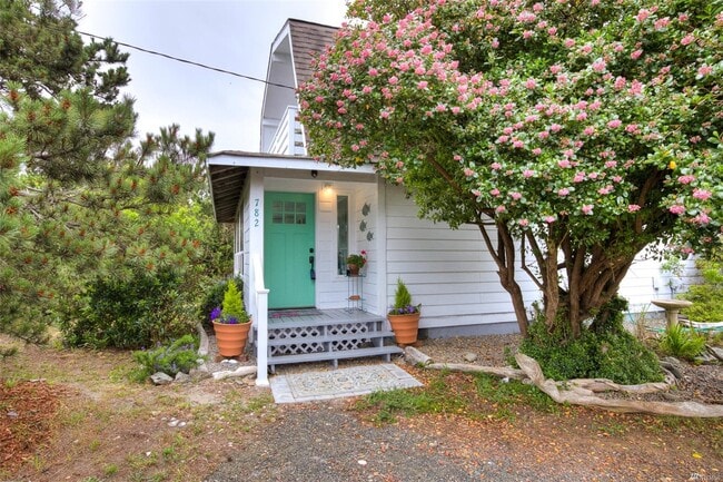 782 Camden Ct SW in Ocean Shores, WA - Building Photo - Building Photo