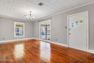 218 Bertrand St in Lafayette, LA - Building Photo - Building Photo