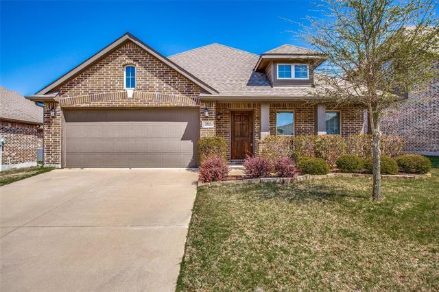 property at 3415 Hawthorn Ln