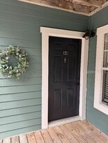 28 Old S Ct in Bluffton, SC - Building Photo