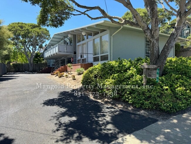 property at 561-565 Irving Ave