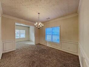 2400 Village Green Dr in Fairburn, GA - Building Photo - Building Photo