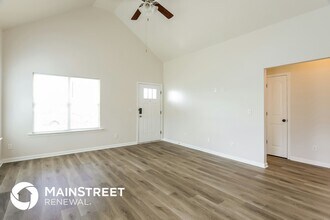 213 Hampton Dr in Calera, AL - Building Photo - Building Photo