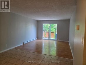 8800-8800 Willoughby Dr in Niagara Falls, ON - Building Photo - Building Photo