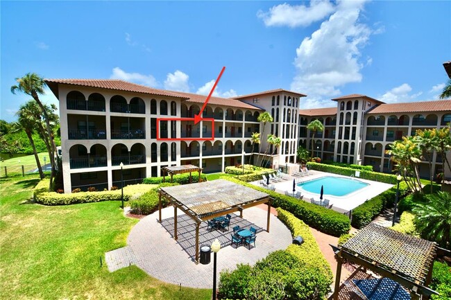 property at 6150 Gulfport Blvd S