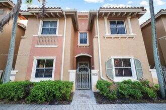 4970 White Mangrove Way E in Fort Lauderdale, FL - Building Photo - Building Photo