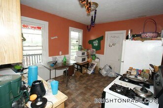 71 Foster St in Boston, MA - Building Photo - Building Photo