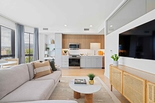 Everly in Washington, DC - Building Photo