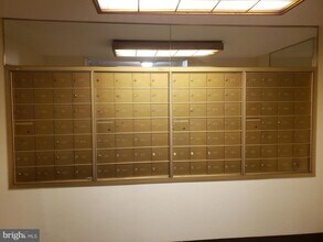130 Slade Ave in Pikesville, MD - Building Photo - Building Photo
