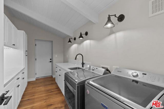 property at 5656 Penfield Ave