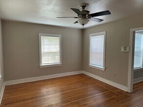 710 Meadow Ln in Bryan, TX - Building Photo - Building Photo