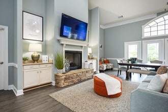 River Falls in Duncan, SC - Foto de edificio - Building Photo