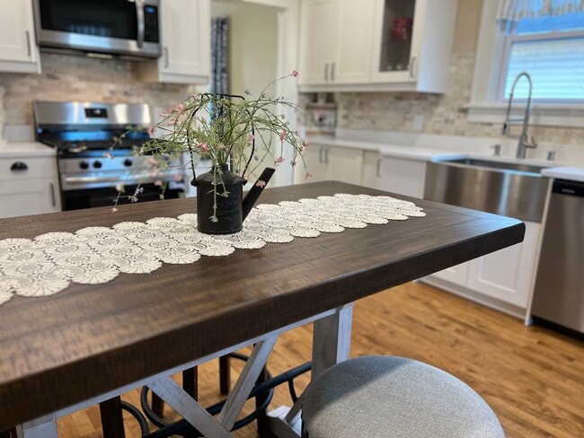 2612 75th St in Kenosha, WI - Foto de edificio - Building Photo