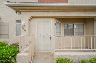 1315 Silver Sierra St in Las Vegas, NV - Building Photo - Building Photo