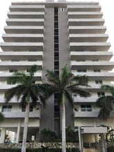 9225 Collins Ave in Surfside, FL - Building Photo - Building Photo