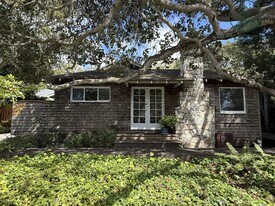 2 Casanova St in Carmel By The Sea, CA - Building Photo