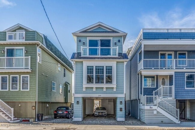 property at 107 17th Ave