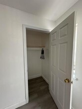 66-15 52nd Ave in Queens, NY - Building Photo - Building Photo