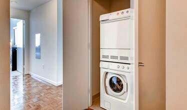 48 Washington Blvd in Jersey City, NJ - Building Photo - Building Photo