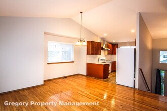 13609 46th Ave SE in Snohomish, WA - Building Photo - Building Photo