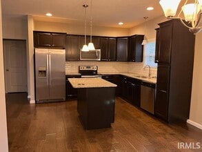 3621 Arbor Pointe Dr in Newburgh, IN - Building Photo - Building Photo