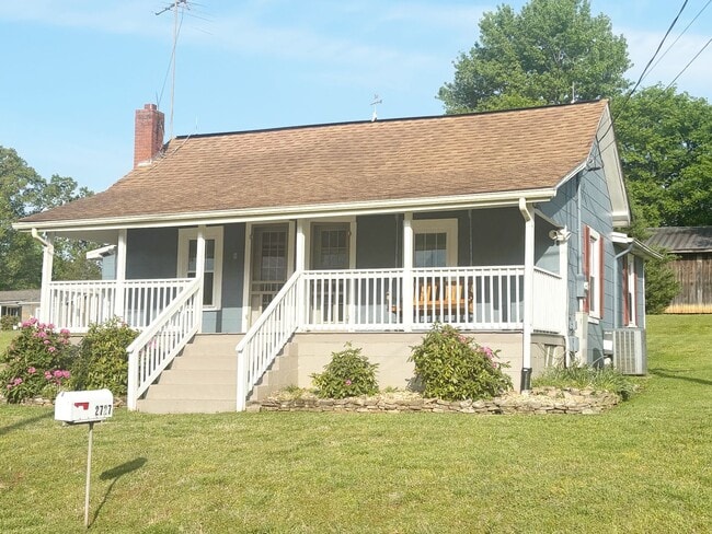 2727 Barkshed Rd in Maryville, TN - Building Photo - Building Photo