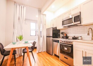 518 E 5th St in New York, NY - Building Photo - Building Photo