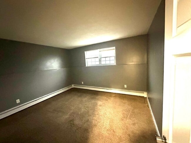 363 Hildreth St in Lowell, MA - Building Photo - Building Photo