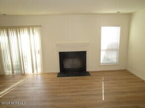 278 Fairfield Pl in Morganville, NJ - Building Photo - Building Photo