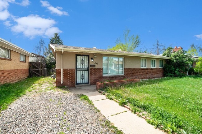 property at 2243 Elmira St