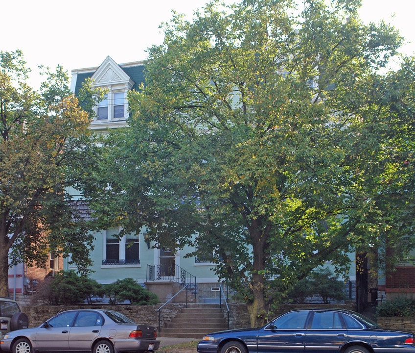 2810 Jefferson Ave in Cincinnati, OH - Foto de edificio