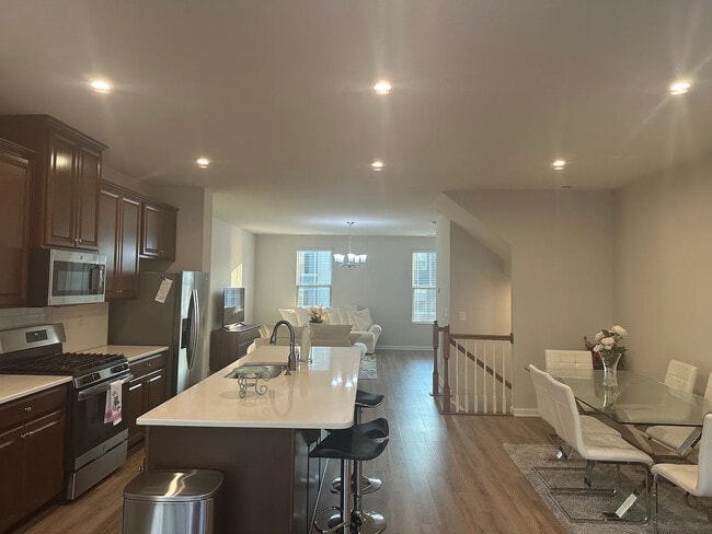 property at 305 Poplar Leaf Way