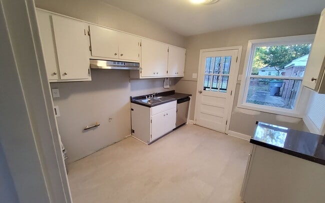 1336 Oak Ridge Dr in Memphis, TN - Building Photo - Building Photo