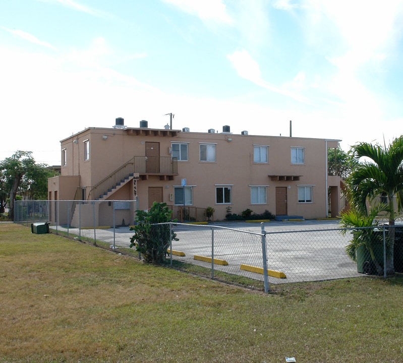 848 SW 5th St in Homestead, FL - Building Photo