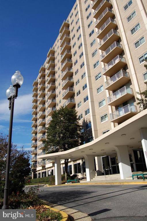 1225 Martha Custis Dr in Alexandria, VA - Building Photo - Building Photo
