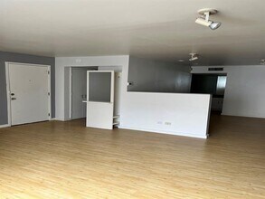 4343 Travis St in Dallas, TX - Building Photo - Building Photo