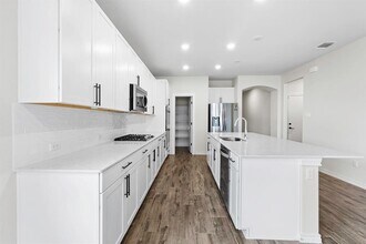 221 Grace Lilly Dr in Buda, TX - Building Photo - Building Photo