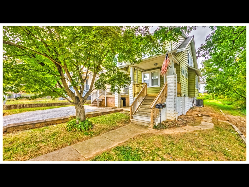 422 Walcott Rd in Baltimore, MD - Building Photo