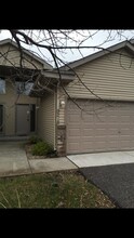 9225 Orchard Cir in Monticello, MN - Building Photo - Building Photo