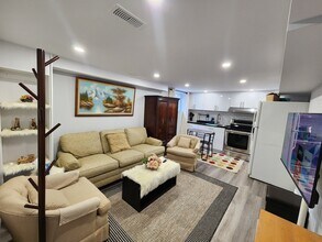 670 Millbank Dr in London, ON - Building Photo - Building Photo