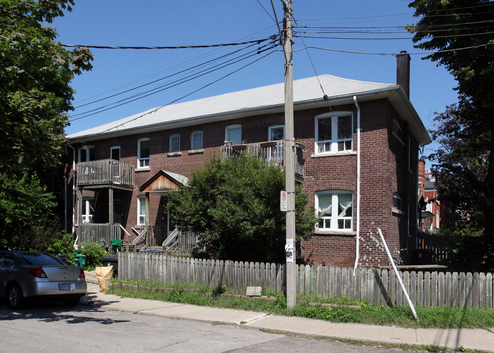 2-8 Page St in Toronto, ON - Building Photo