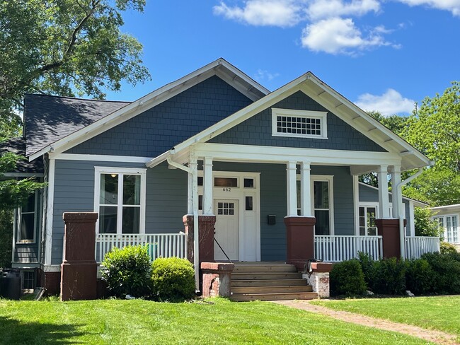 property at 662 E Main St