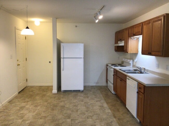 1411 Doron Dr in Chambersburg, PA - Building Photo - Building Photo