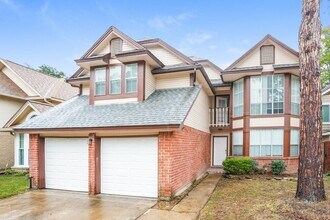 16035 Rustic Sands Dr in Houston, TX - Building Photo - Building Photo